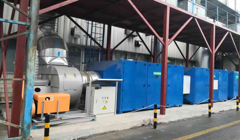 干式过滤+两级活性炭